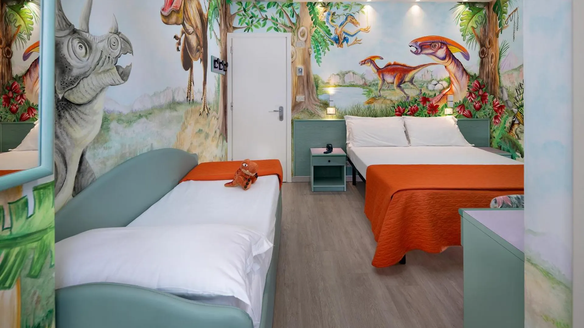 ***  Hotel Eiffel Rimini Italia